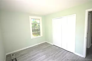 649 SW Cleveland Ave, Stuart, FL 34994 - Photo 15
