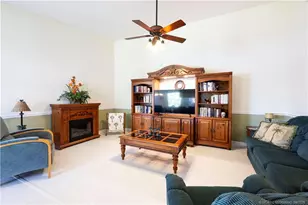 9293 SE Hawks Nest Ct, Hobe Sound, FL 33455 - Photo 15