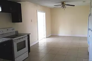 1125 Hemlock Cir, Fort Pierce, FL 34947 - Photo 3