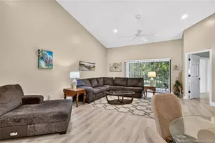6011 SE Martinique Dr, Stuart, FL 34997 - Photo 17