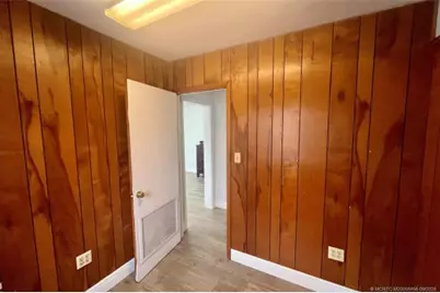 907 Angle Road, Fort Pierce, FL 34947 - Photo 9