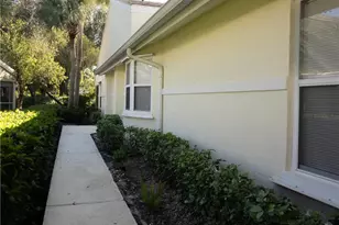 2425 SW Foxpoint Trail, Palm City, FL 34990 - Photo 5