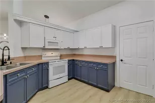 5901 Hickory Dr, Fort Pierce, FL 34982 - Photo 19