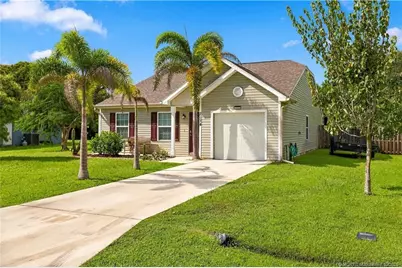 2134 SE Gaslight Street, Port Saint Lucie, FL 34952 - Photo 3