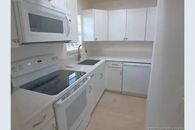 1979 SW Palm City Road #D, Stuart, FL 34994 - Photo 3
