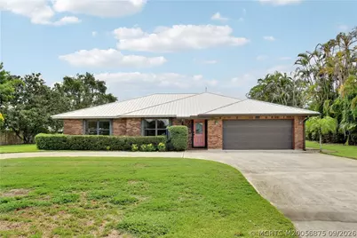 8303 SE Cumberland Circle, Hobe Sound, FL 33455 - Photo 1