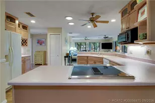 8303 SE Cumberland Cir, Hobe Sound, FL 33455 - Photo 19