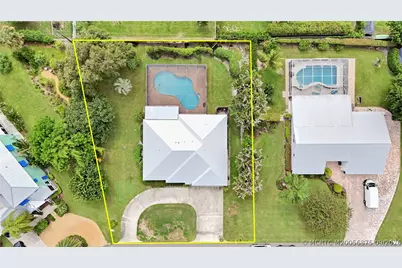 8303 SE Cumberland Circle, Hobe Sound, FL 33455 - Photo 9