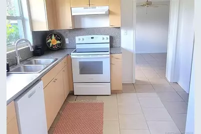 1038 Trinidad Avenue, Fort Pierce, FL 34982 - Photo 9