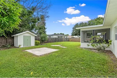 5906 Papaya Drive, Fort Pierce, FL 34982 - Photo 37