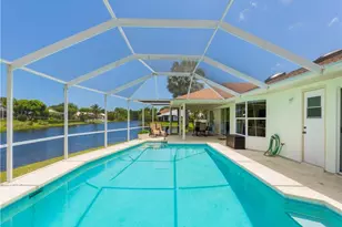 1123 SW Oak Hollow Ct, Palm City, FL 34990 - Photo 3