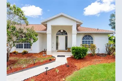 1123 SW Oak Hollow Court, Palm City, FL 34990 - Photo 1