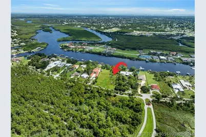 2761 SE North Lookout Boulevard, Port Saint Lucie, FL 34984 - Photo 9
