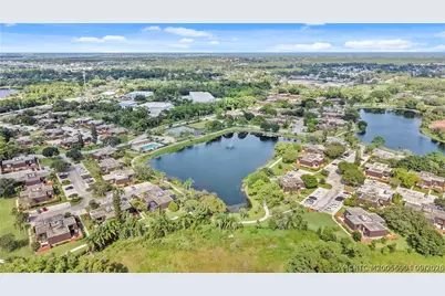 5726 SE Windsong Lane #324, Stuart, FL 34997 - Photo 39