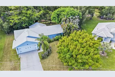 411 SW Namoit Place, Port Saint Lucie, FL 34953 - Photo 23