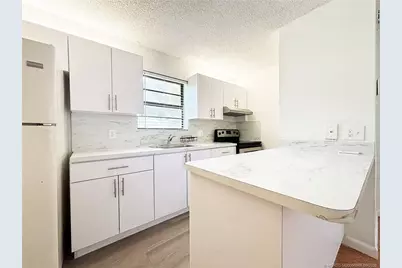 1041 SE Monterey Road #2-15, Stuart, FL 34994 - Photo 5
