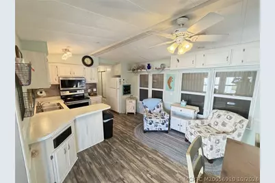 185 Nettles Boulevard, Jensen Beach, FL 34957 - Photo 13