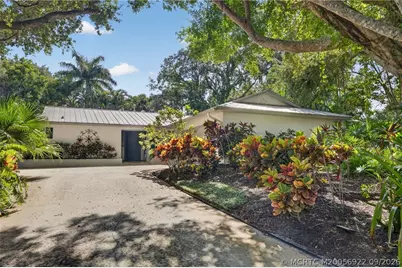 8 Admirals Walk, Sewalls Point, FL 34996 - Photo 31