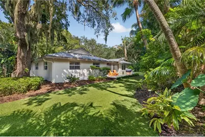 8 Admirals Walk, Sewalls Point, FL 34996 - Photo 27
