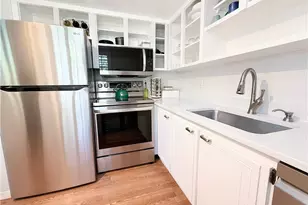 2929 SE Ocean Blvd, Stuart, FL 34996 - Photo 3