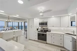 10410 S Ocean Dr, Jensen Beach, FL 34957 - Photo 3