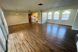 544 SE Chapman Ave, Port Saint Lucie, FL 34984 - Photo 3