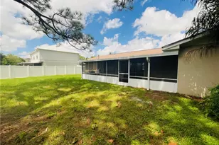 544 SE Chapman Ave, Port Saint Lucie, FL 34984 - Photo 11