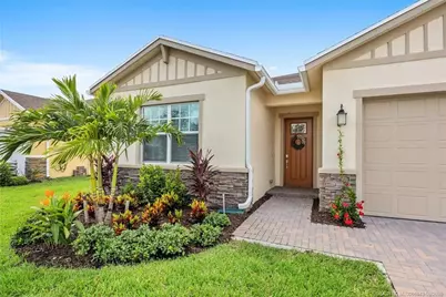 1120 SE Crosswood Way, Port Saint Lucie, FL 34984 - Photo 3
