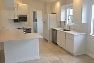 11208 SW Pembroke Dr, Port Saint Lucie, FL 34987 - Photo 13