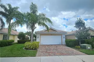 11208 SW Pembroke Dr, Port Saint Lucie, FL 34987 - Photo 1
