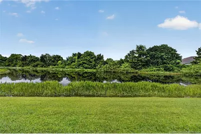 651 SW Glen Crest Way, Stuart, FL 34997 - Photo 7