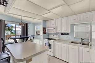 10851 S Ocean Dr, Jensen Beach, FL 34957 - Photo 11
