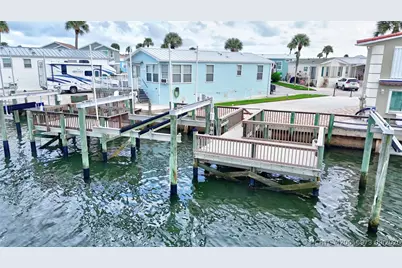 5 Nettles Boulevard, Jensen Beach, FL 34957 - Photo 19