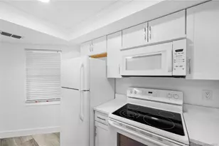 3236 SE Aster Ln, Stuart, FL 34994 - Photo 11