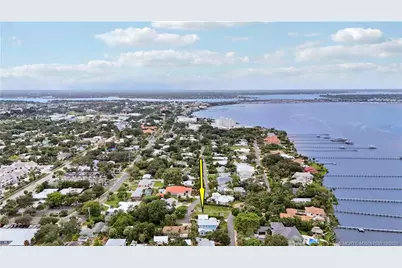 1002 SE Riverside Drive, Stuart, FL 34996 - Photo 15