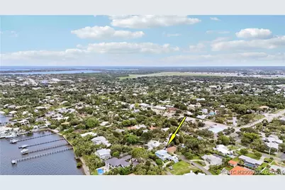1002 SE Riverside Drive, Stuart, FL 34996 - Photo 17