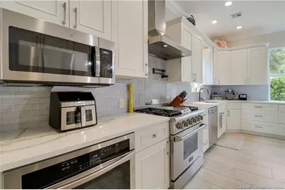 1002 SE Riverside Drive, Stuart, FL 34996 - Photo 41