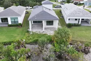 431 SE Via Sangro, Port Saint Lucie, FL 34952 - Photo 35