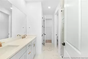 411 SE Via Sangro, Port Saint Lucie, FL 34952 - Photo 27