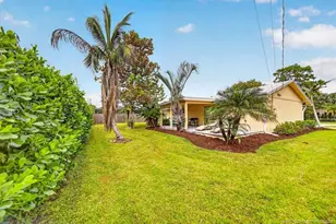 918 SW 36th Terrace, Palm City, FL 34990 - Photo 3