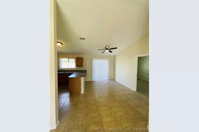 2813 SE Ironton Avenue, Port Saint Lucie, FL 34952 - Photo 3