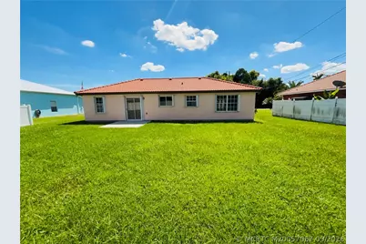 2813 SE Ironton Avenue, Port Saint Lucie, FL 34952 - Photo 11