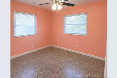 1621 NE Maureen Court NE, Jensen Beach, FL 34957 - Photo 7