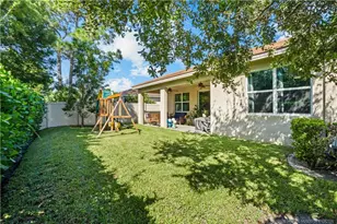 7521 SW Harbor Cove Dr, Stuart, FL 34997 - Photo 37