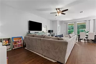 7521 SW Harbor Cove Dr, Stuart, FL 34997 - Photo 7