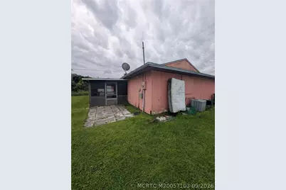 1689 SE Floresta Drive, Port Saint Lucie, FL 34983 - Photo 61