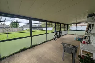 1689 SE Floresta Dr, Port Saint Lucie, FL 34983 - Photo 27