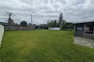 1689 SE Floresta Dr, Port Saint Lucie, FL 34983 - Photo 63