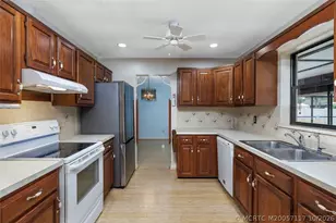 160 SE Duxbury Ave, Port Saint Lucie, FL 34983 - Photo 19