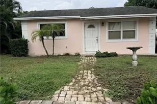 8331 SE Lundy St, Hobe Sound, FL 33455 - Photo 1